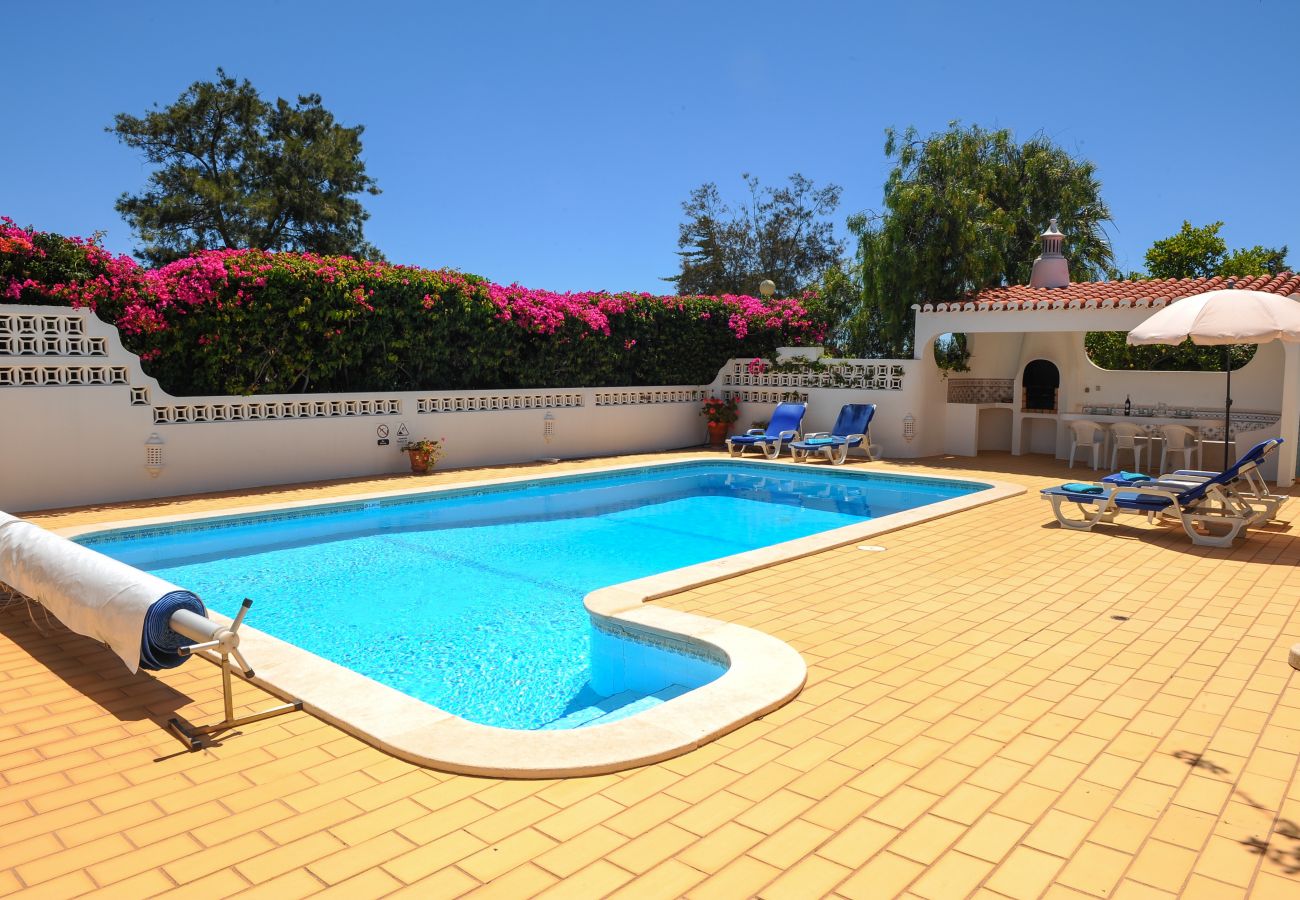 Villa in Carvoeiro - Casa Cinquenta e Sete - Heated swimming pool & walking distance to beach 