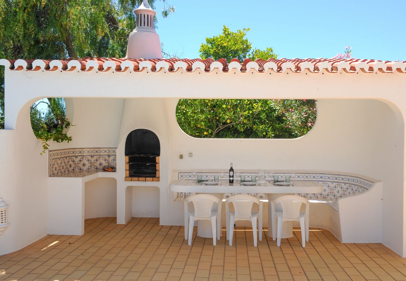 Villa in Carvoeiro - Casa Cinquenta e Sete - Heated swimming pool & walking distance to beach 