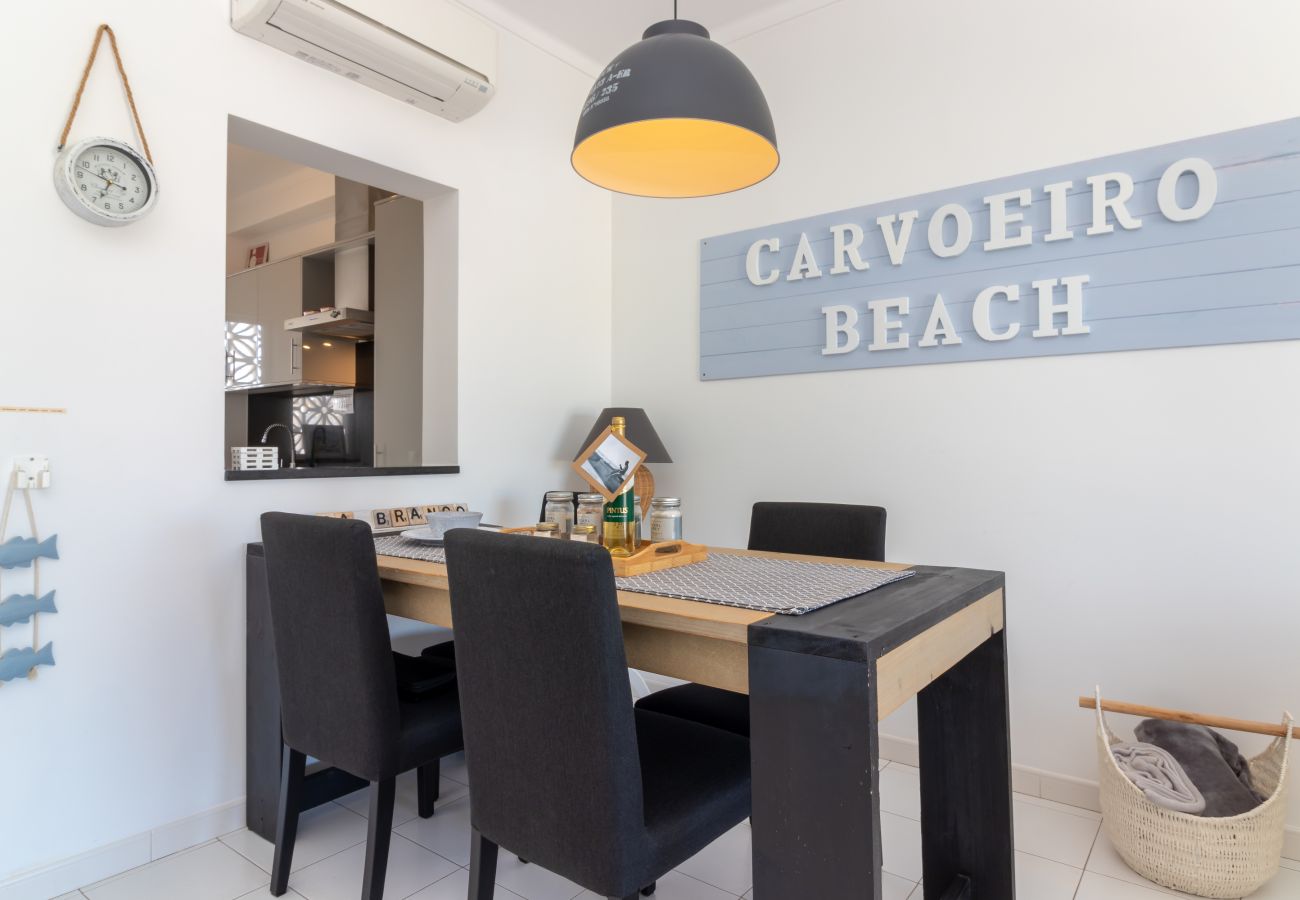 Apartment in Carvoeiro - Casa Branco - 1 Bed, communal pool, just 300m from beach & town centre