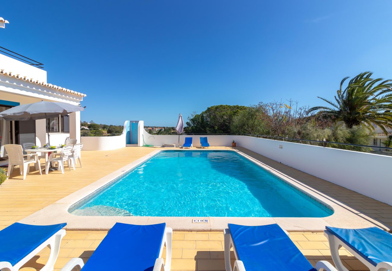 House in Lagoa - Casa Prensa - Private pool, 5 minute drive to Carvoeiro & beach 