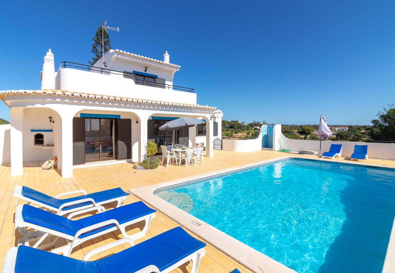 House in Lagoa - Casa Prensa - Private pool, 5 minute drive to Carvoeiro & beach 