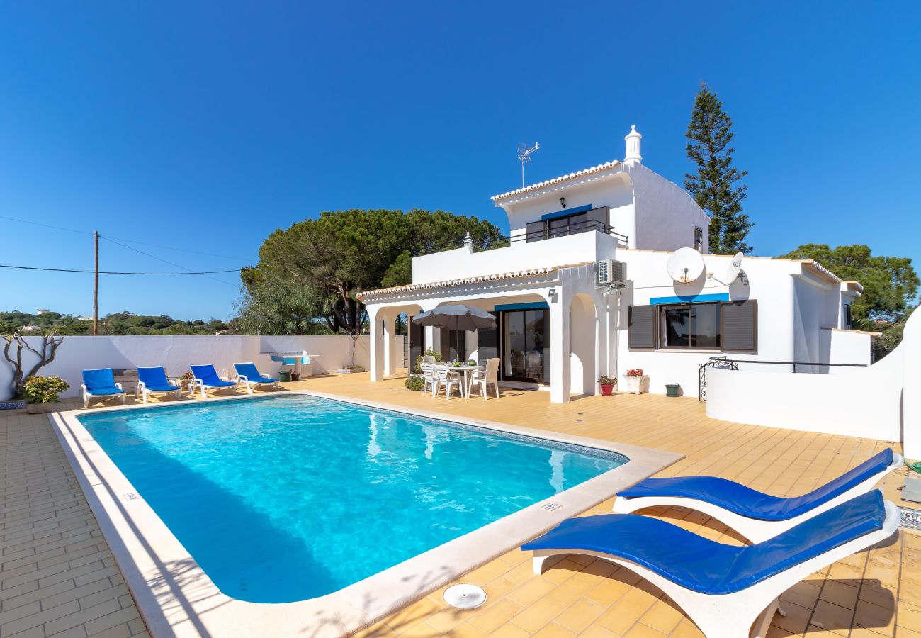 House in Lagoa - Casa Prensa - Private pool, 5 minute drive to Carvoeiro & beach 