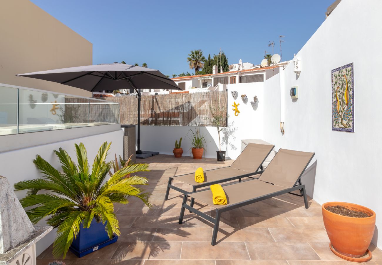 Apartment in Carvoeiro - Casa Angelica -  Near beach, rooftop terrace & stunning views 