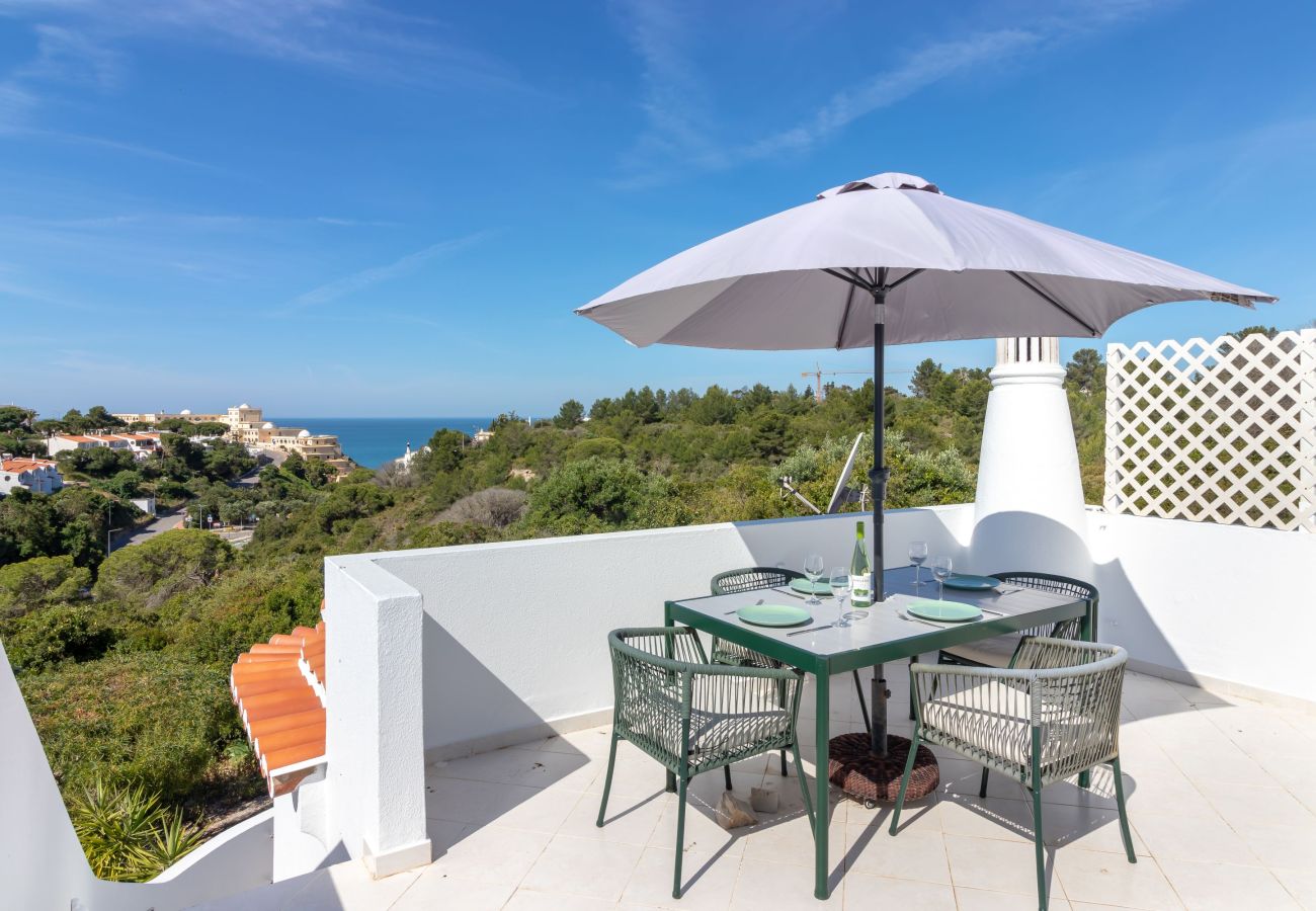 House in Carvoeiro - Casa Silver - Walking distance to golf course and beach