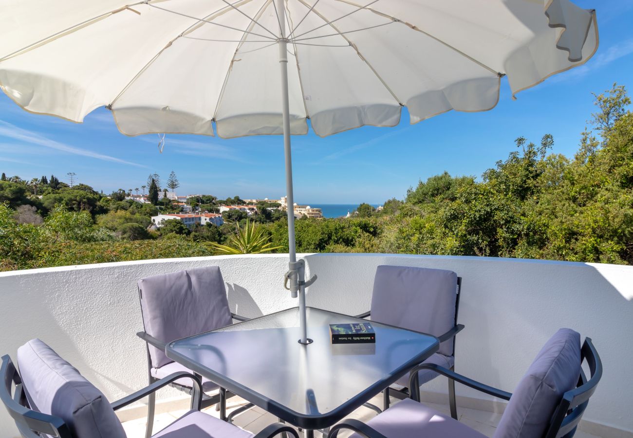 House in Carvoeiro - Casa Silver - Walking distance to golf course and beach