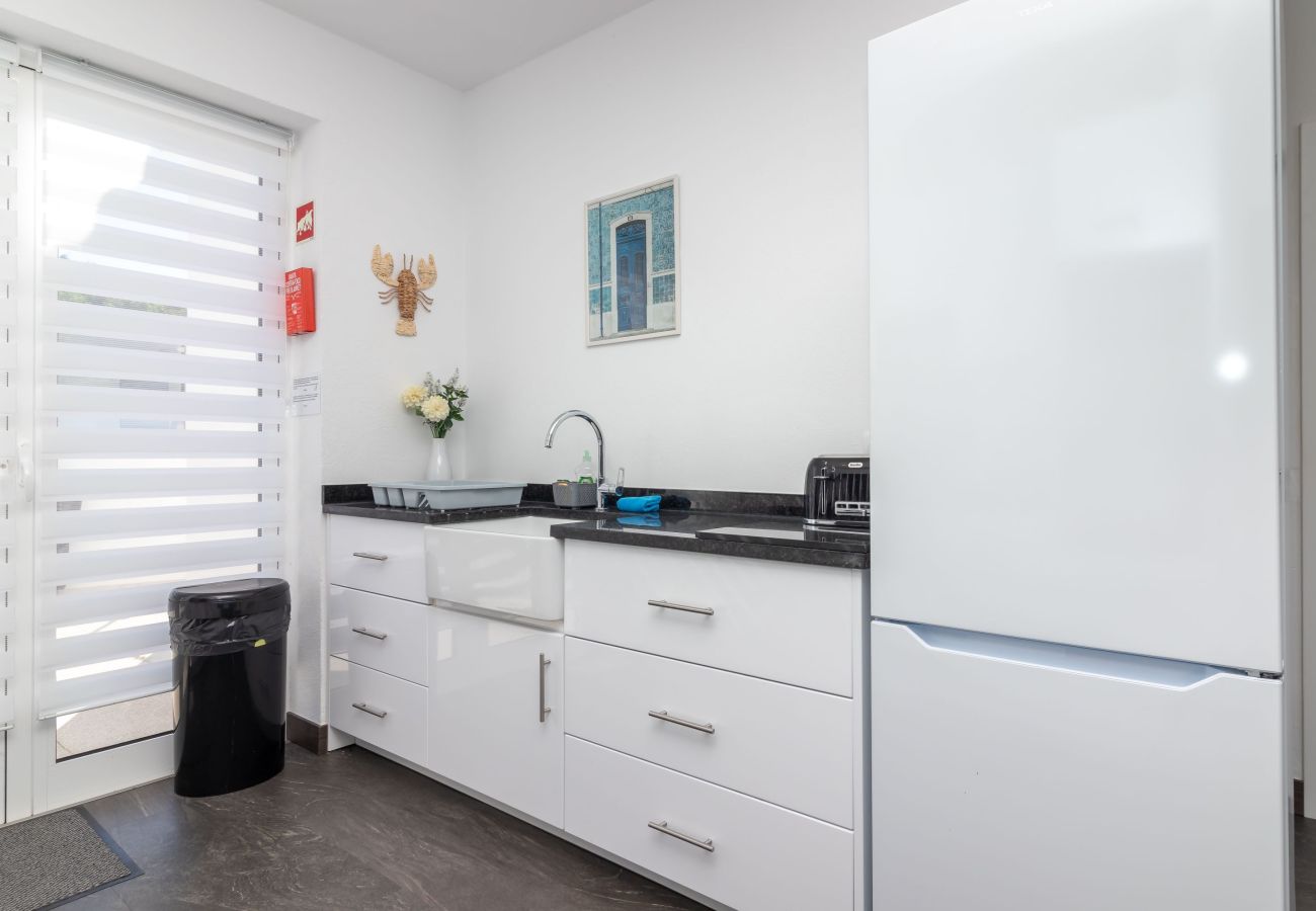 Villa in Carvoeiro - Casa Pachorrenta - Private swimming pool & walking distance to beach & amenities