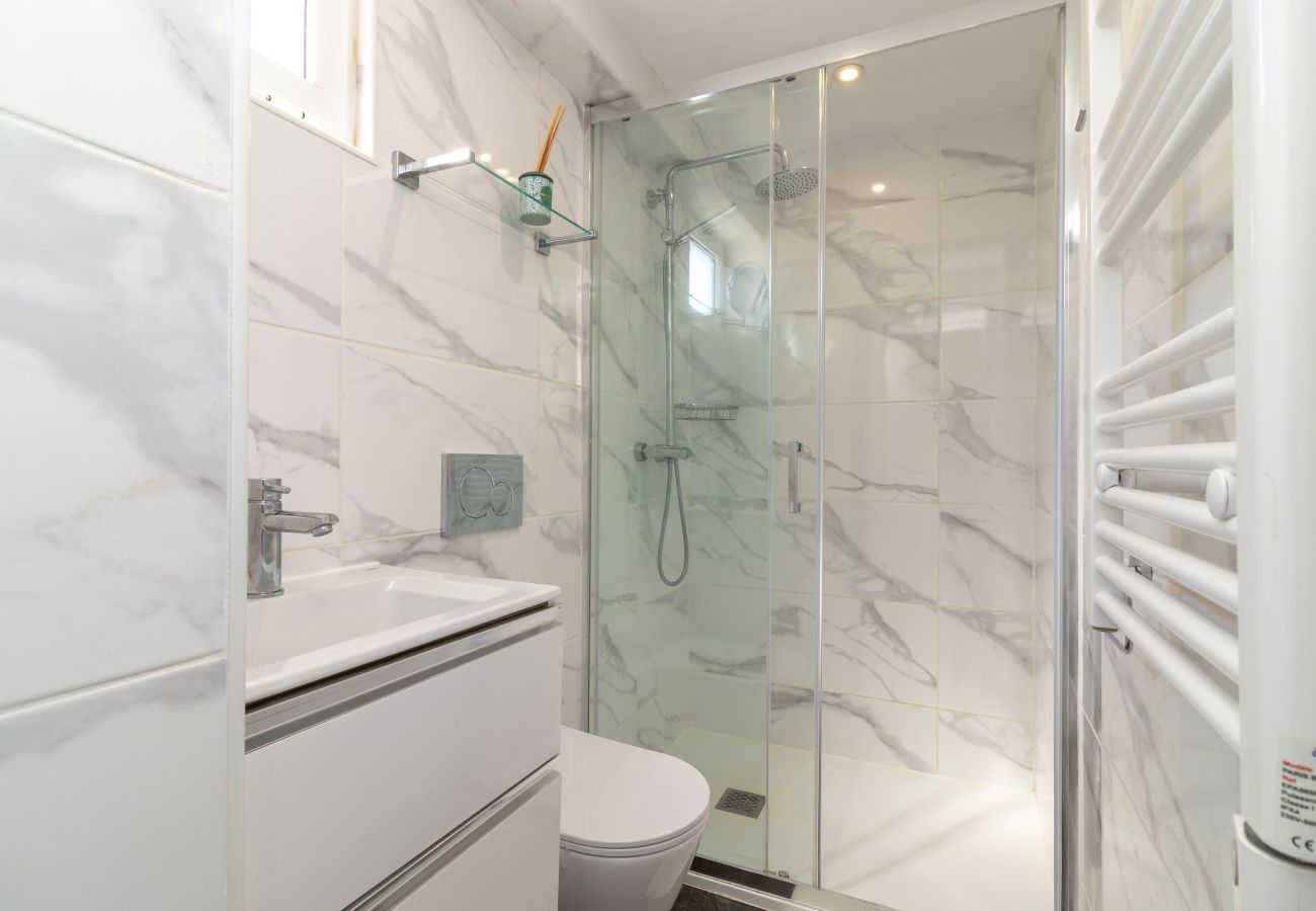 Villa in Carvoeiro - Casa Pachorrenta - Private swimming pool & walking distance to beach & amenities