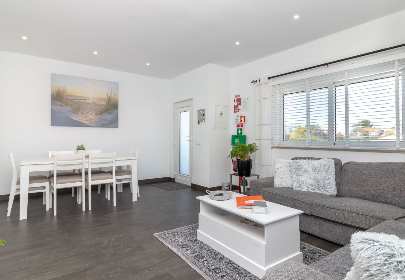 Villa in Carvoeiro - Casa Pachorrenta - Private swimming pool & walking distance to beach & amenities