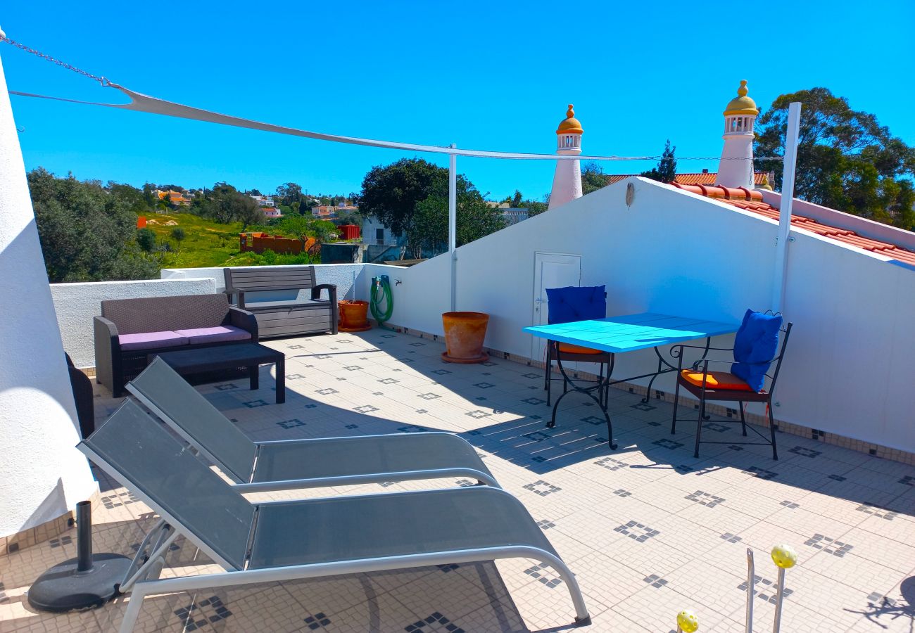 Apartment in Carvoeiro - Casa Encantada - Communal pool & garden, just a 5 minute walk to town centre