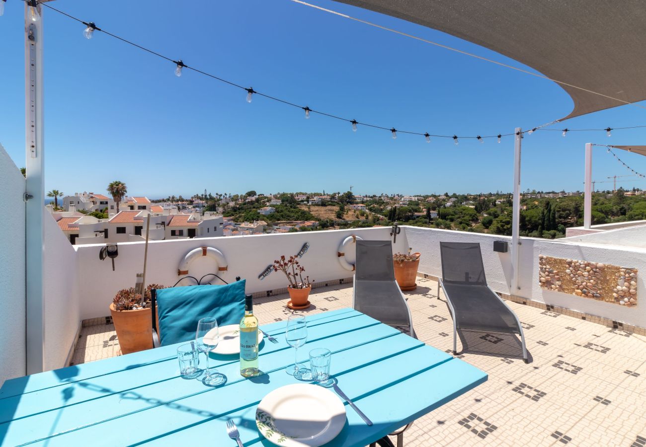 Apartment in Carvoeiro - Casa Encantada - Communal pool & garden, just a 5 minute walk to town centre