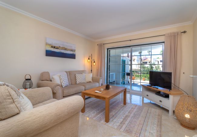 Apartment in Carvoeiro - Casa Bela Vista - Communal pool, close to town centre, beach and amenties