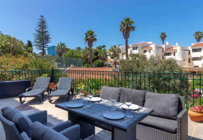  in Carvoeiro - Casa Bela Vista - Communal pool, close to town centre, beach and amenties