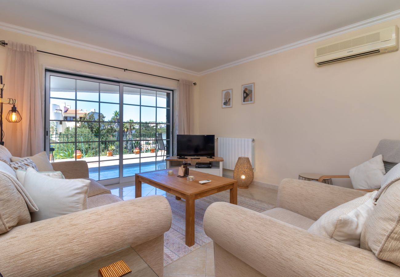 Apartment in Carvoeiro - Casa Bela Vista - Communal pool, close to town centre, beach and amenties