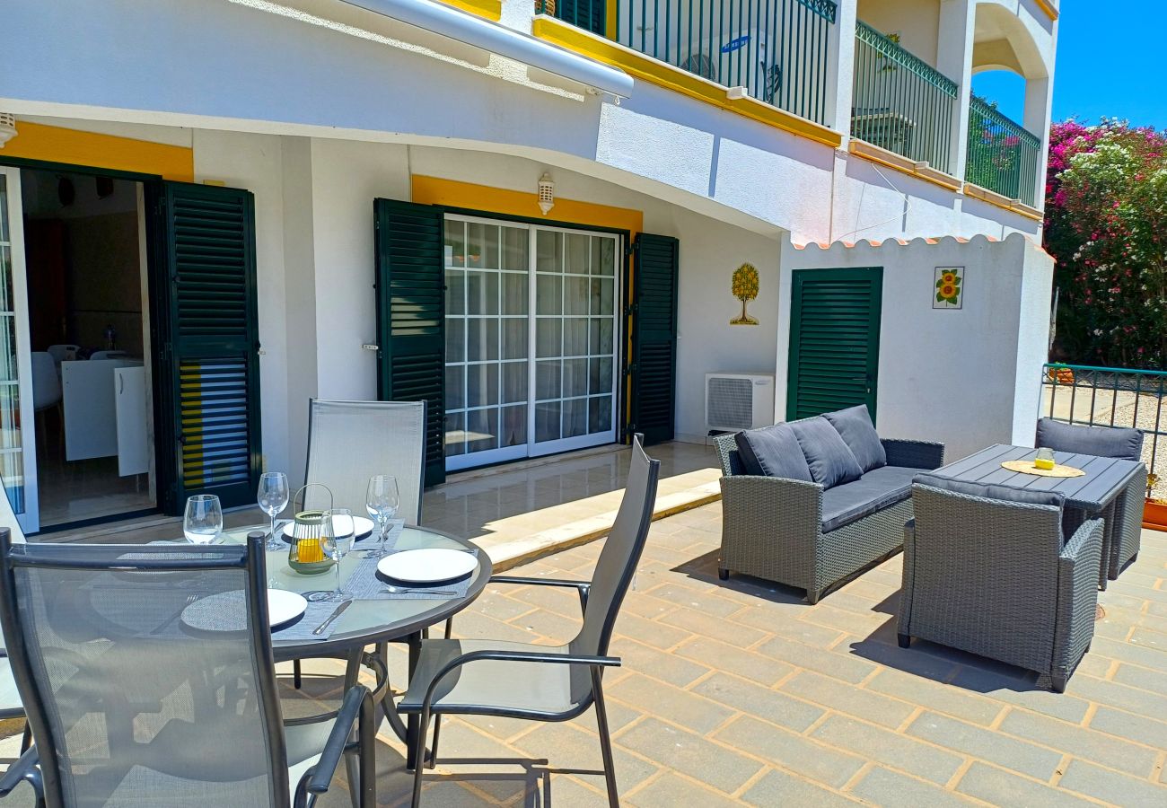 Apartment in Carvoeiro - Casa Bela Vista - Communal pool, close to town centre, beach and amenties