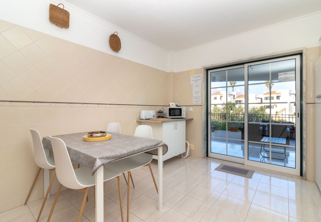 Apartment in Carvoeiro - Casa Bela Vista - Communal pool, close to town centre, beach and amenties
