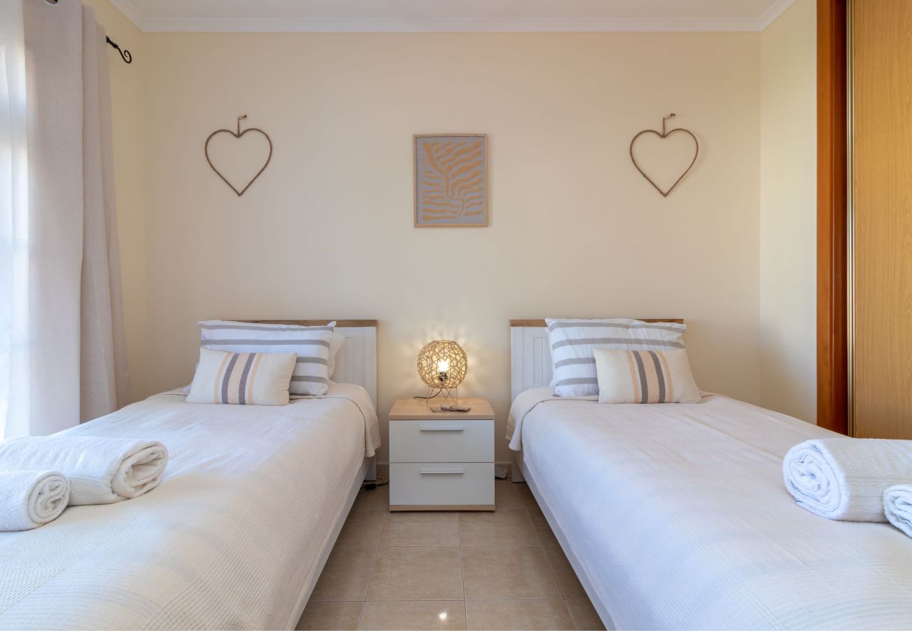 Apartment in Carvoeiro - Casa Bela Vista - Communal pool, close to town centre, beach and amenties