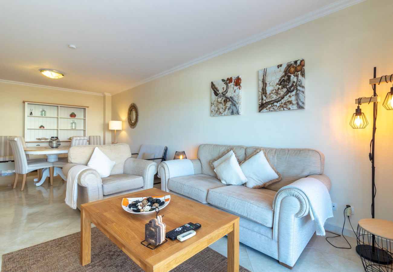 Apartment in Carvoeiro - Casa Bela Vista - Communal pool, close to town centre, beach and amenties