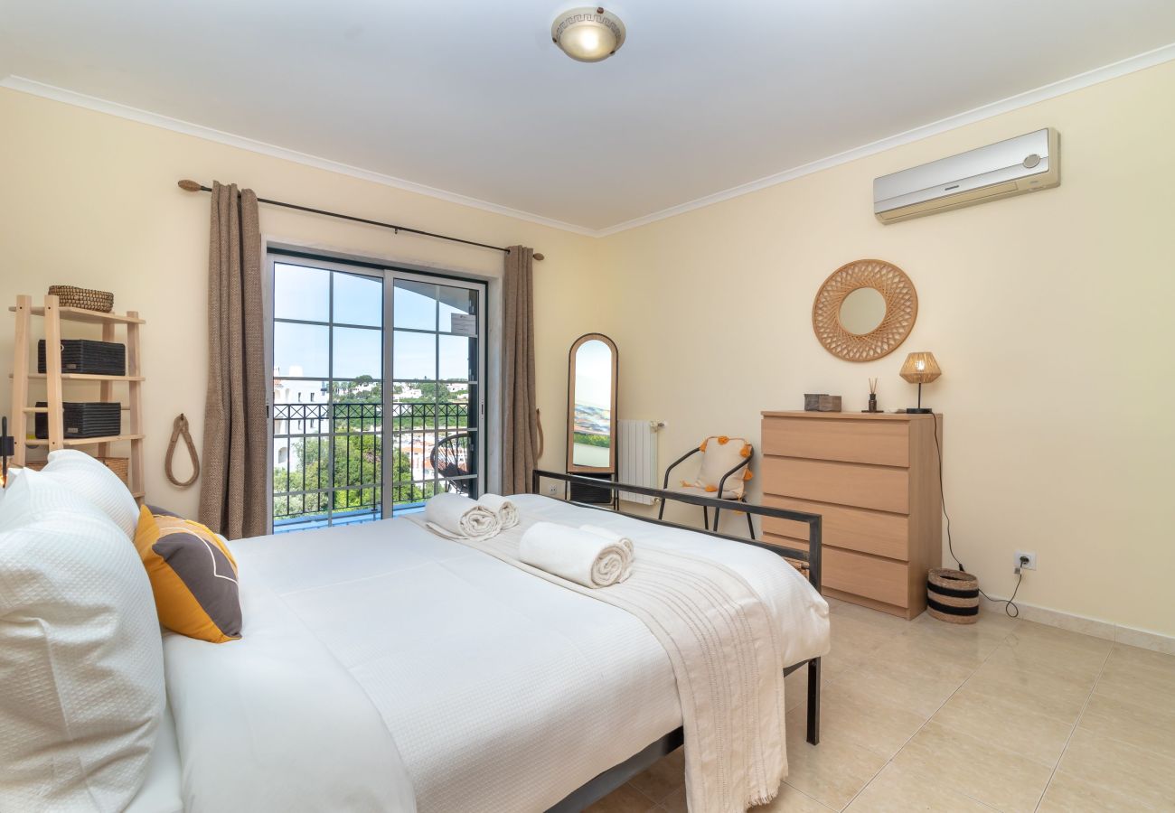 Apartment in Carvoeiro - Casa Bela Vista - Communal pool, close to town centre, beach and amenties