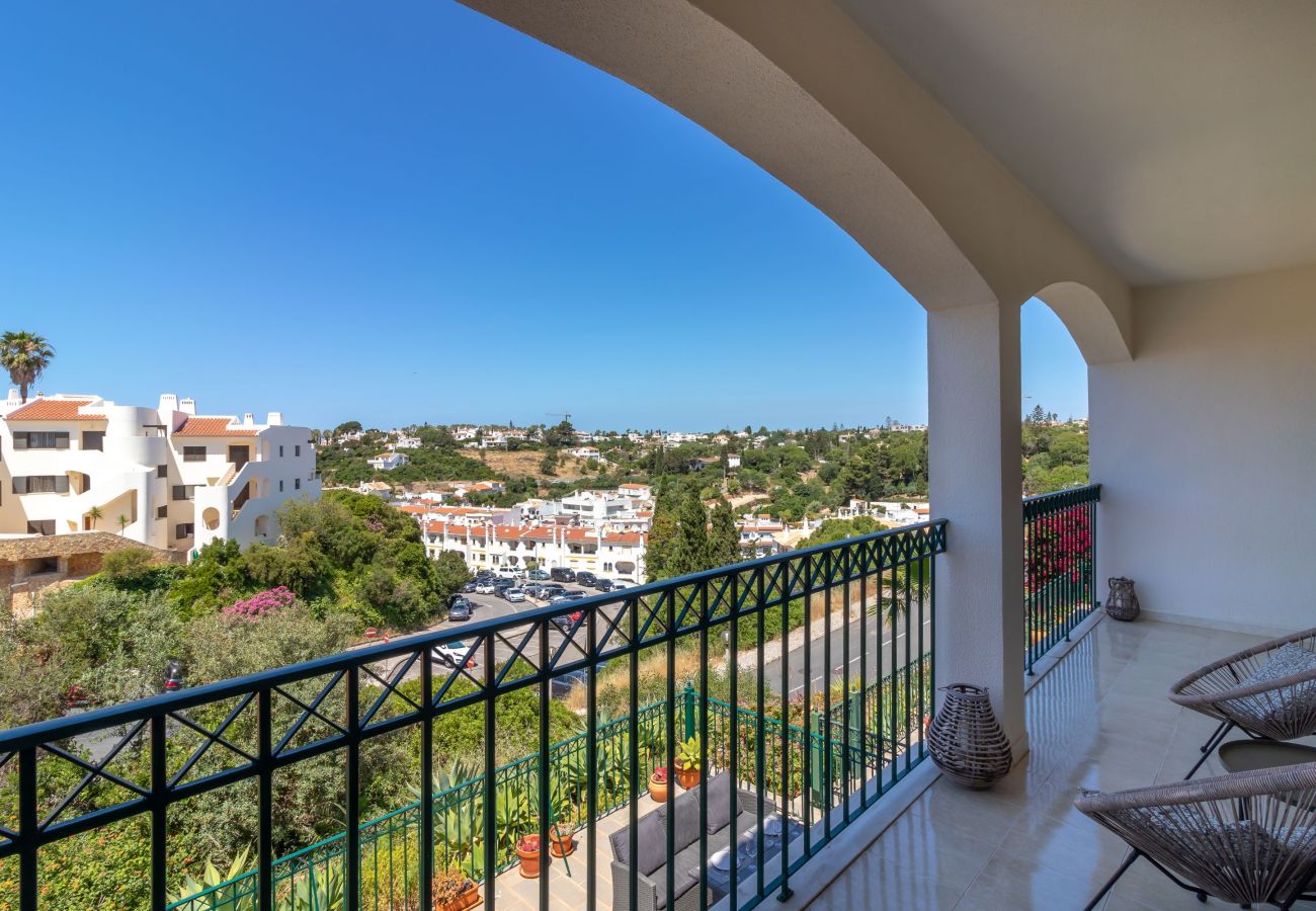 Apartment in Carvoeiro - Casa Bela Vista - Communal pool, close to town centre, beach and amenties