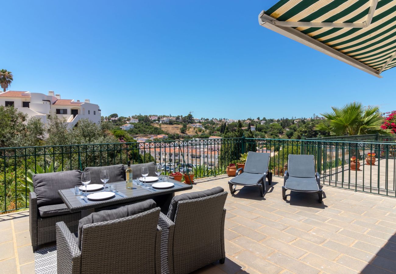 Apartment in Carvoeiro - Casa Bela Vista - Communal pool, close to town centre, beach and amenties