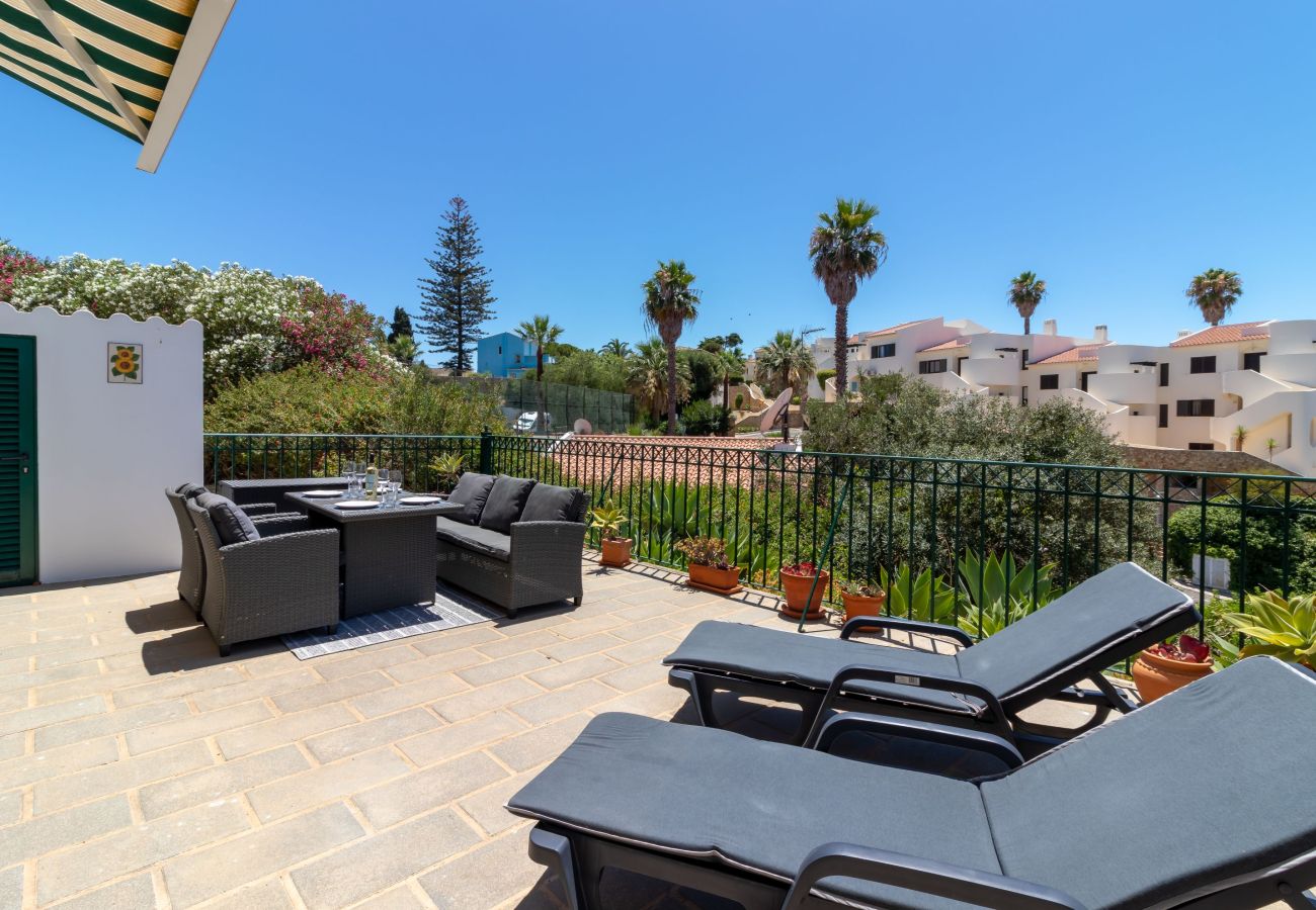 Apartment in Carvoeiro - Casa Bela Vista - Communal pool, close to town centre, beach and amenties