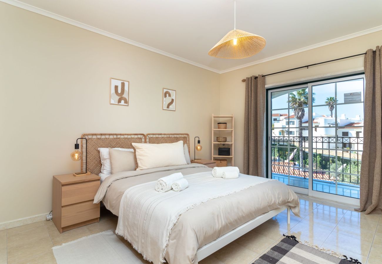 Apartment in Carvoeiro - Casa Bela Vista - Communal pool, close to town centre, beach and amenties