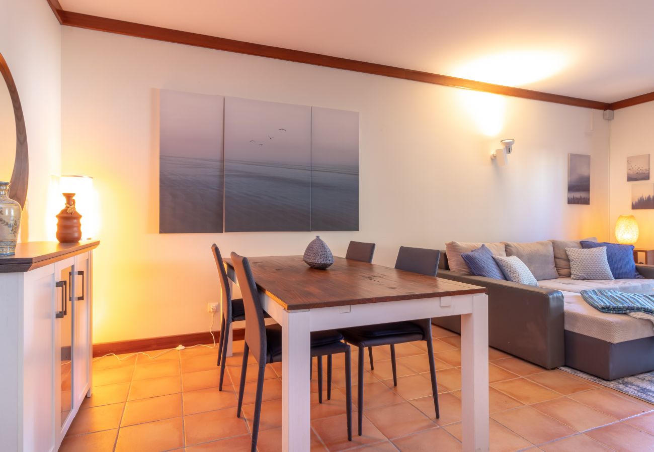 Townhouse in Benagil - Estrela do Mar - Sea views, communal pool and just 300 from beach 