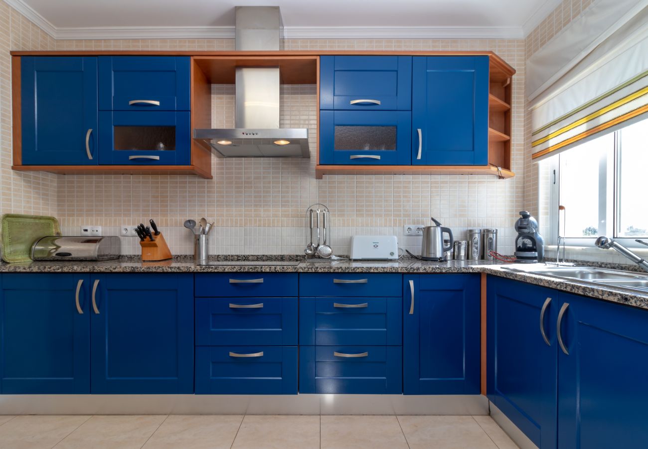 House in Carvoeiro - Casa Desa, - Heated swimming pool, walking distance to amenities