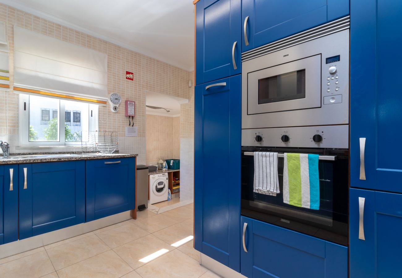 House in Carvoeiro - Casa Desa, - Heated swimming pool, walking distance to amenities