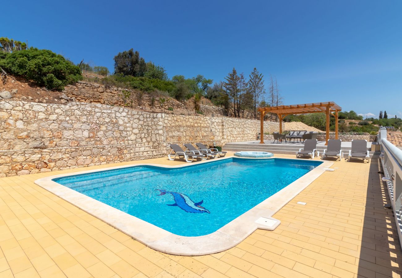 Villa in Carvoeiro - Casa da Saudade - Heated swimming pool, walking distance to town and beach