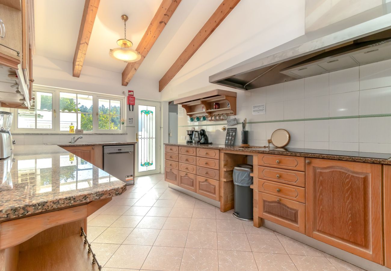 Villa in Carvoeiro - Casa da Saudade - Heated swimming pool, walking distance to town and beach