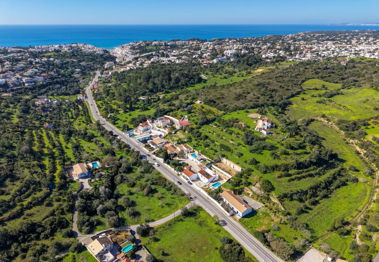 Villa in Carvoeiro - Casa da Saudade - Heated swimming pool, walking distance to town and beach