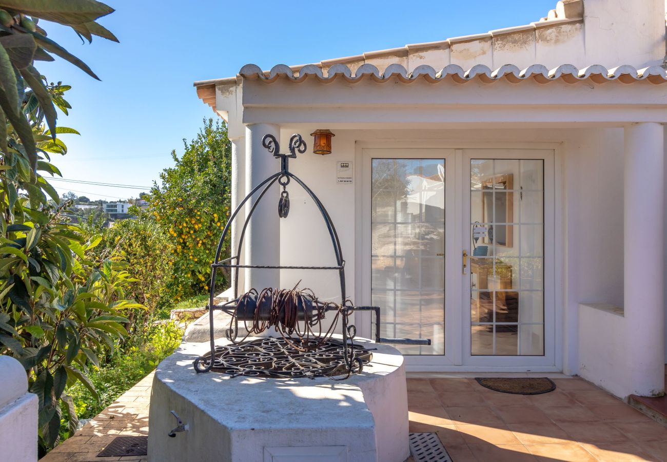 Villa in Carvoeiro - Casa da Saudade - Heated swimming pool, walking distance to town and beach