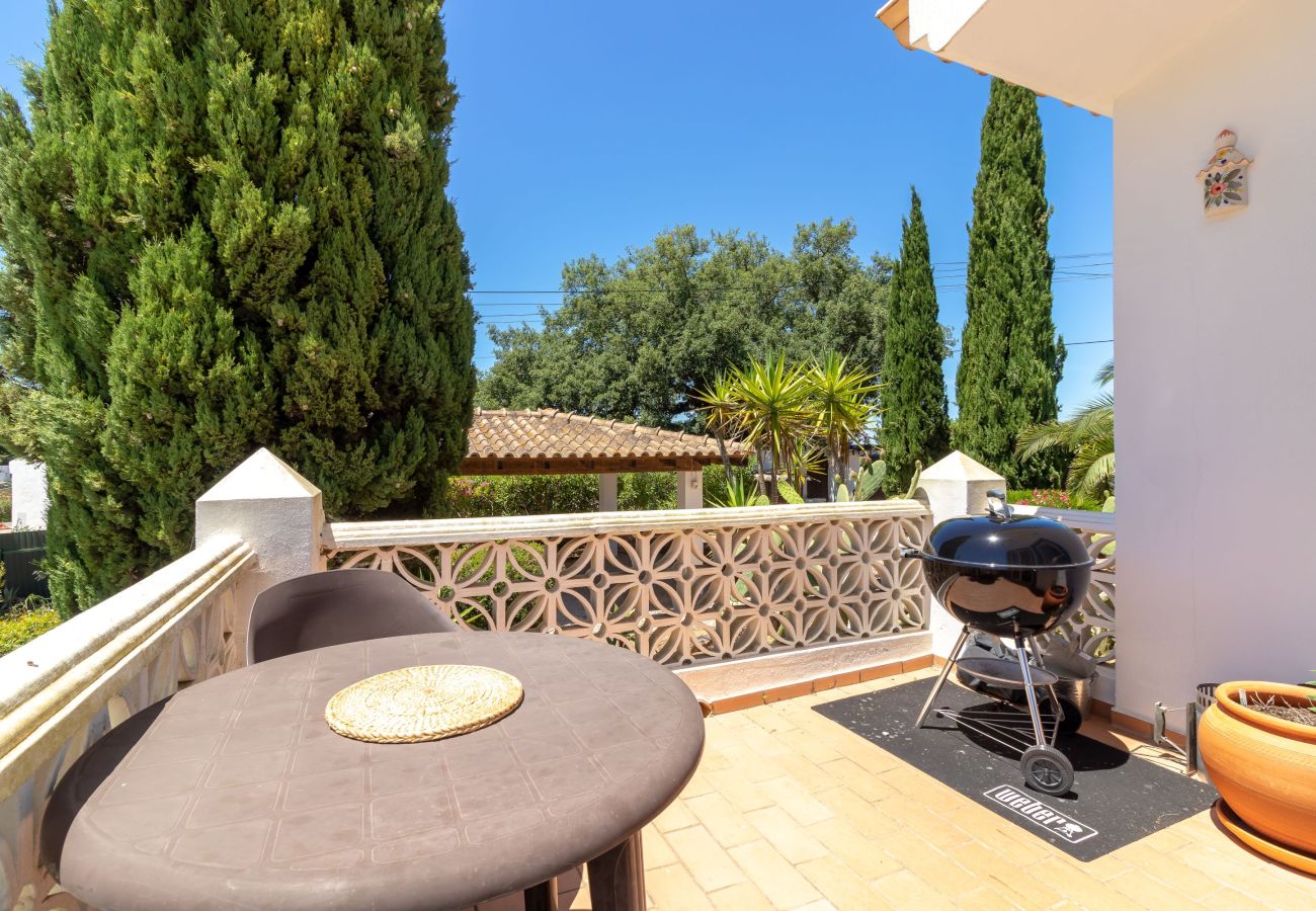 Villa in Lagoa - Casa Esperança - Private heated pool, 5 minute drive from beaches & town