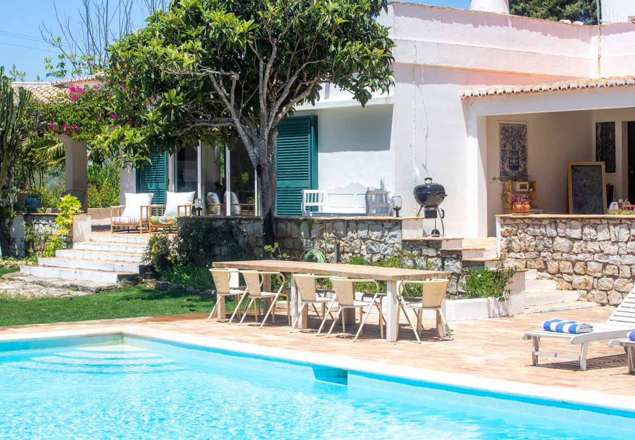 Villa in Carvoeiro - Quinta dos Ciprestes - Heated Pool, Tennis Court & Sea View