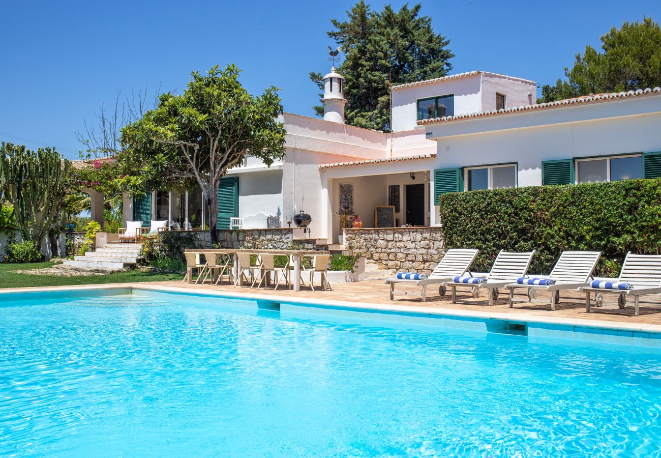 Villa in Carvoeiro - Quinta dos Ciprestes - Heated Pool, Tennis Court & Sea View