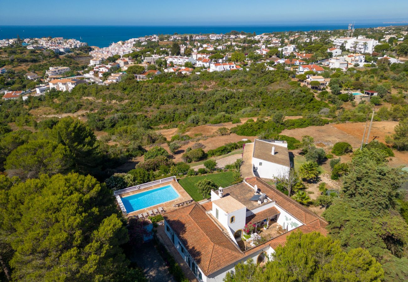 Villa in Carvoeiro - Quinta dos Ciprestes - Heated Pool, Tennis Court & Sea View