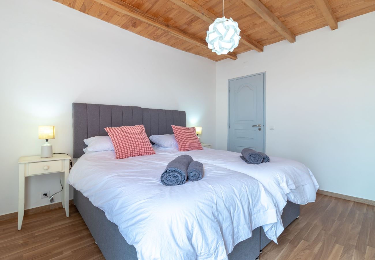 Villa in Lagoa - Quinta Delsy - 5 Bed Villa With Pool Near Praia da Marinha