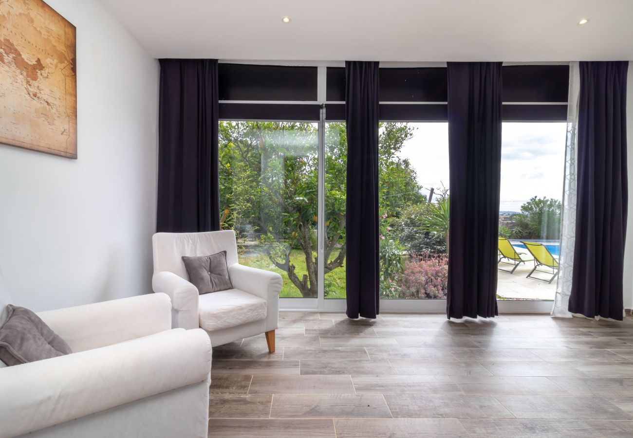 Villa in Lagoa - Quinta Delsy - 5 Bed Villa With Pool Near Praia da Marinha