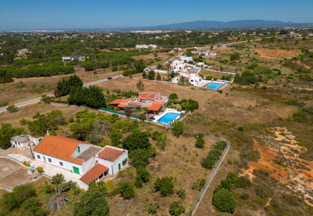 Villa in Lagoa - Quinta Delsy - 5 Bed Villa With Pool Near Praia da Marinha