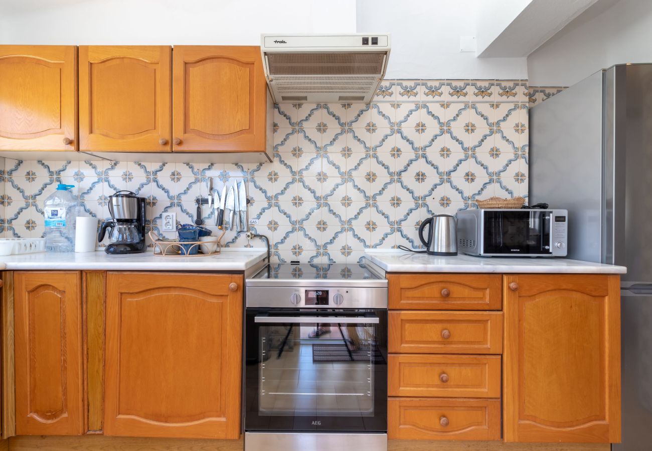 Villa in Carvoeiro - Casa Amoreira - 2 bed villa on resort with swimming pools, a short walk from to beach, town & amenities