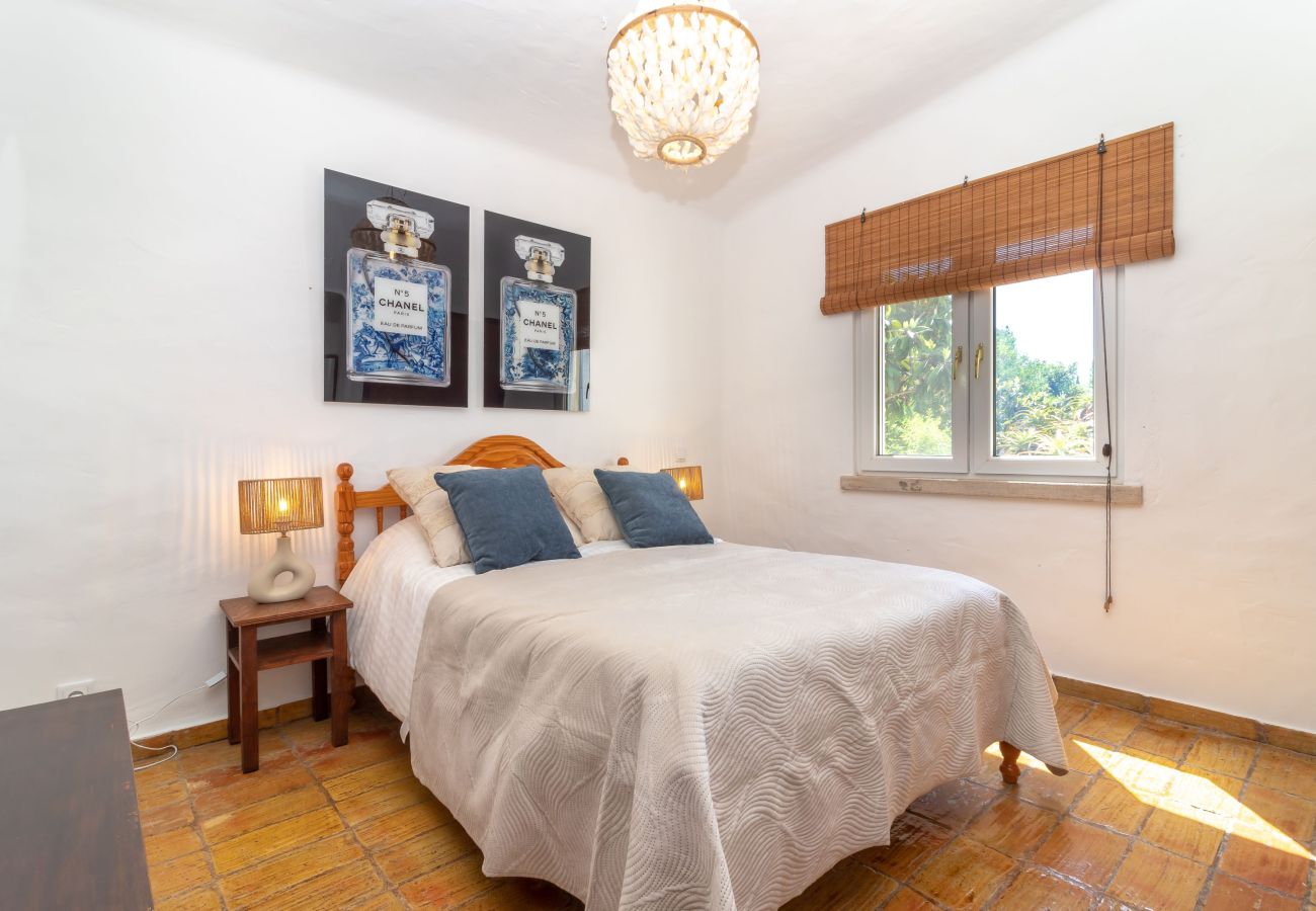 Villa in Carvoeiro - Casa Amoreira - 2 bed villa on resort with swimming pools, a short walk from to beach, town & amenities