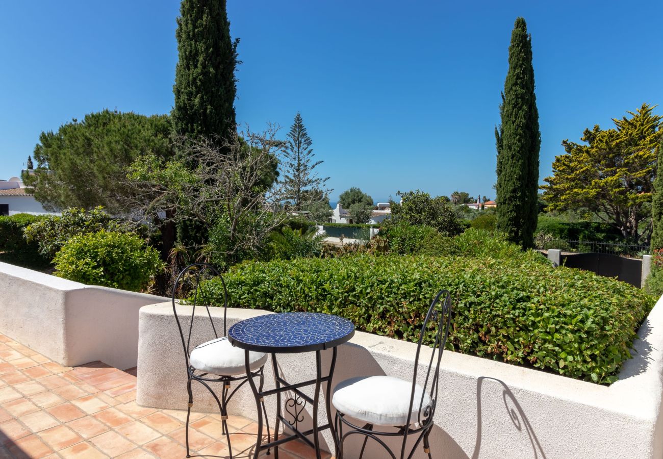 Villa in Carvoeiro - Casa Amoreira - 2 bed villa on resort with swimming pools, a short walk from to beach, town & amenities