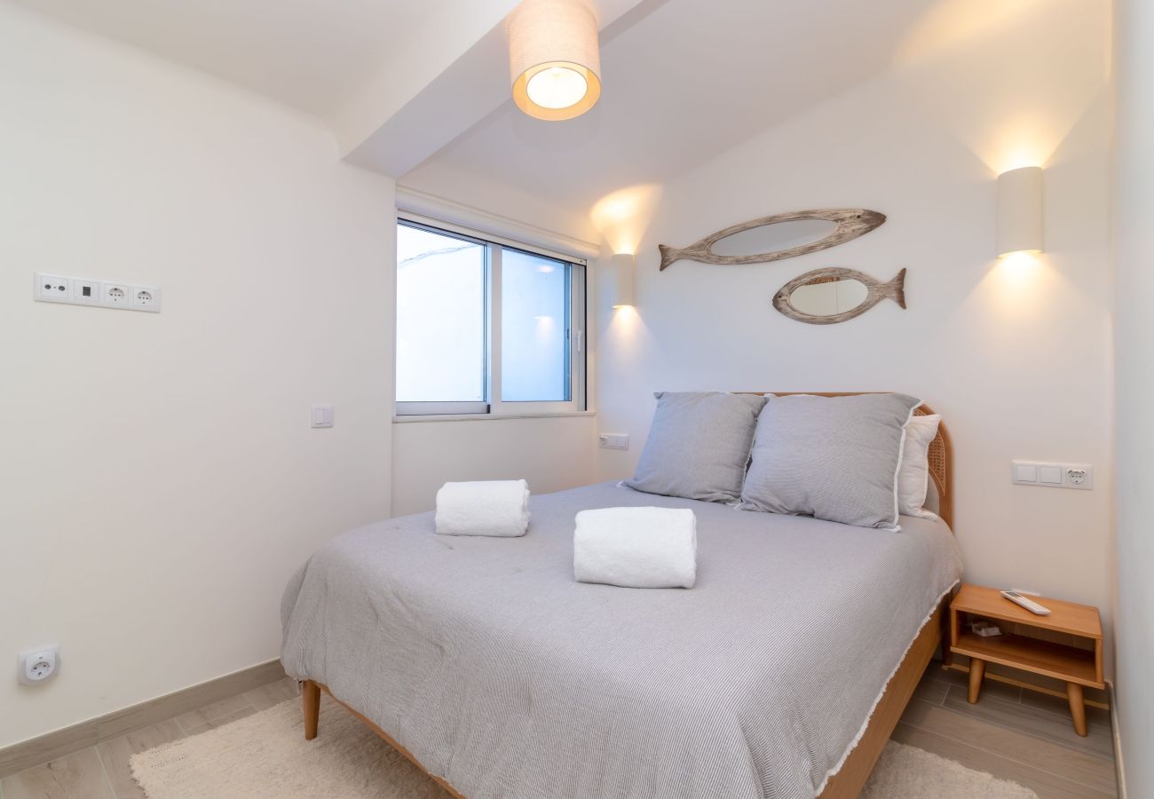 Apartment in Carvoeiro - Casa Beira Mar - 2 bed apartment with stunning sea views close to Carvoeiro town centre