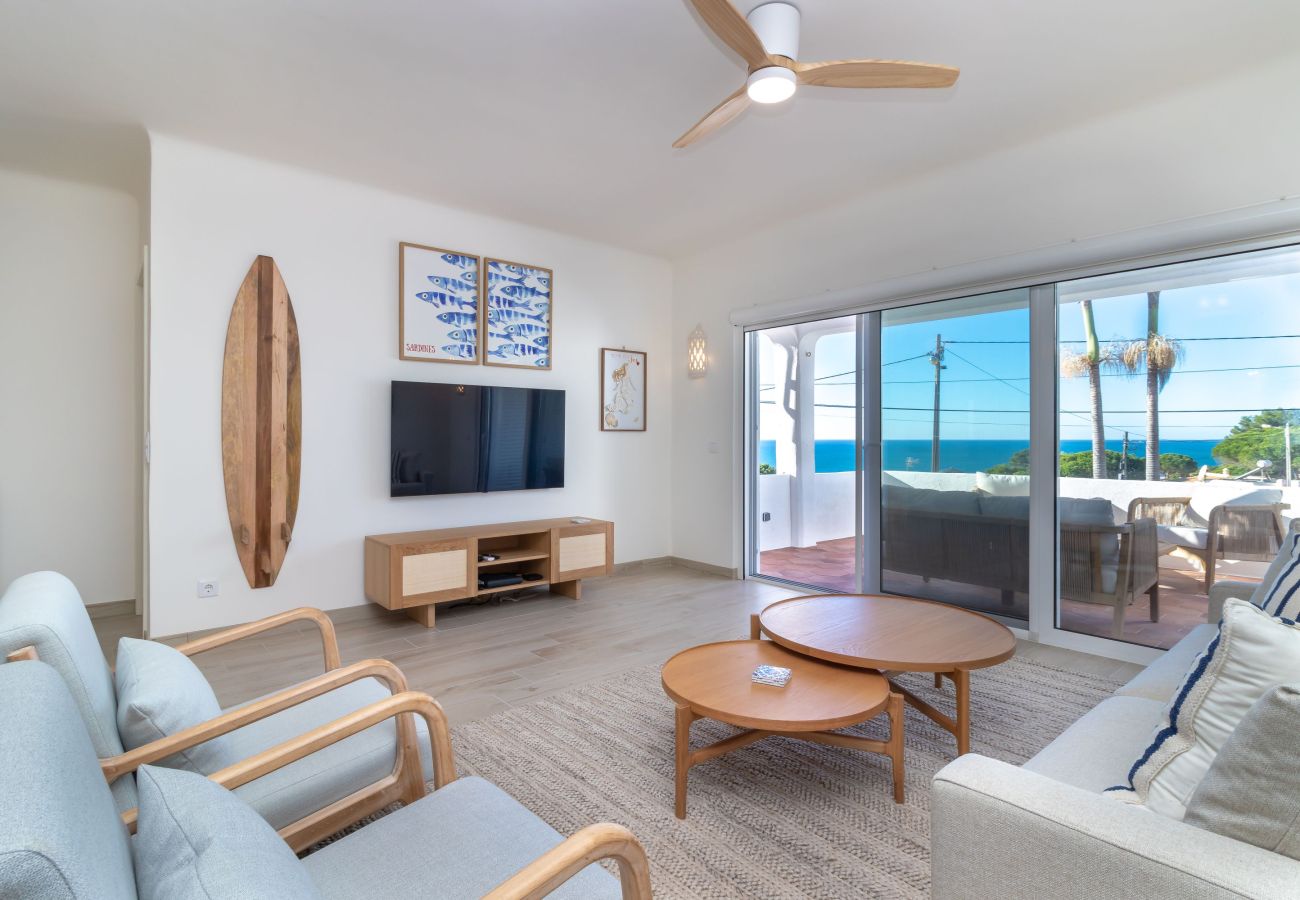 Apartment in Carvoeiro - Casa Beira Mar - 2 bed apartment with stunning sea views close to Carvoeiro town centre
