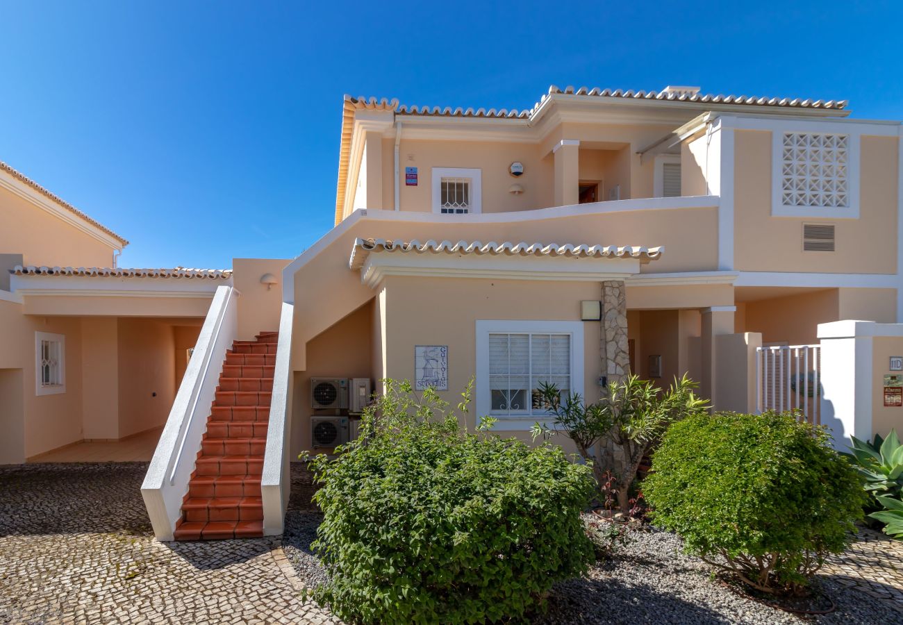 Apartment in Carvoeiro - 1 Bed Apt With Sea Views & Communal Pool