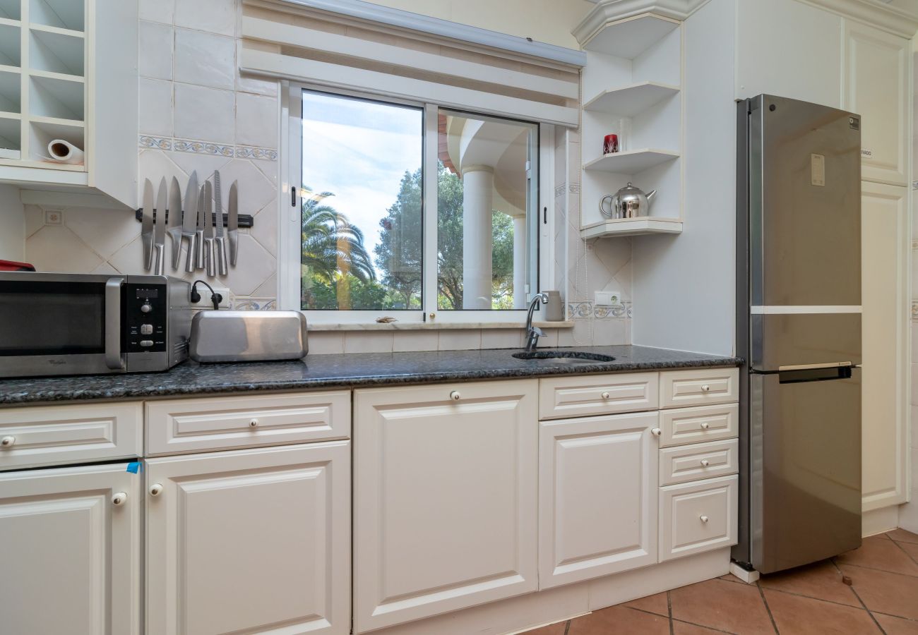 Villa in Carvoeiro - Casa Carpe Diem - 5 Bed Villa With Panoramic Sea Views & Private Pool