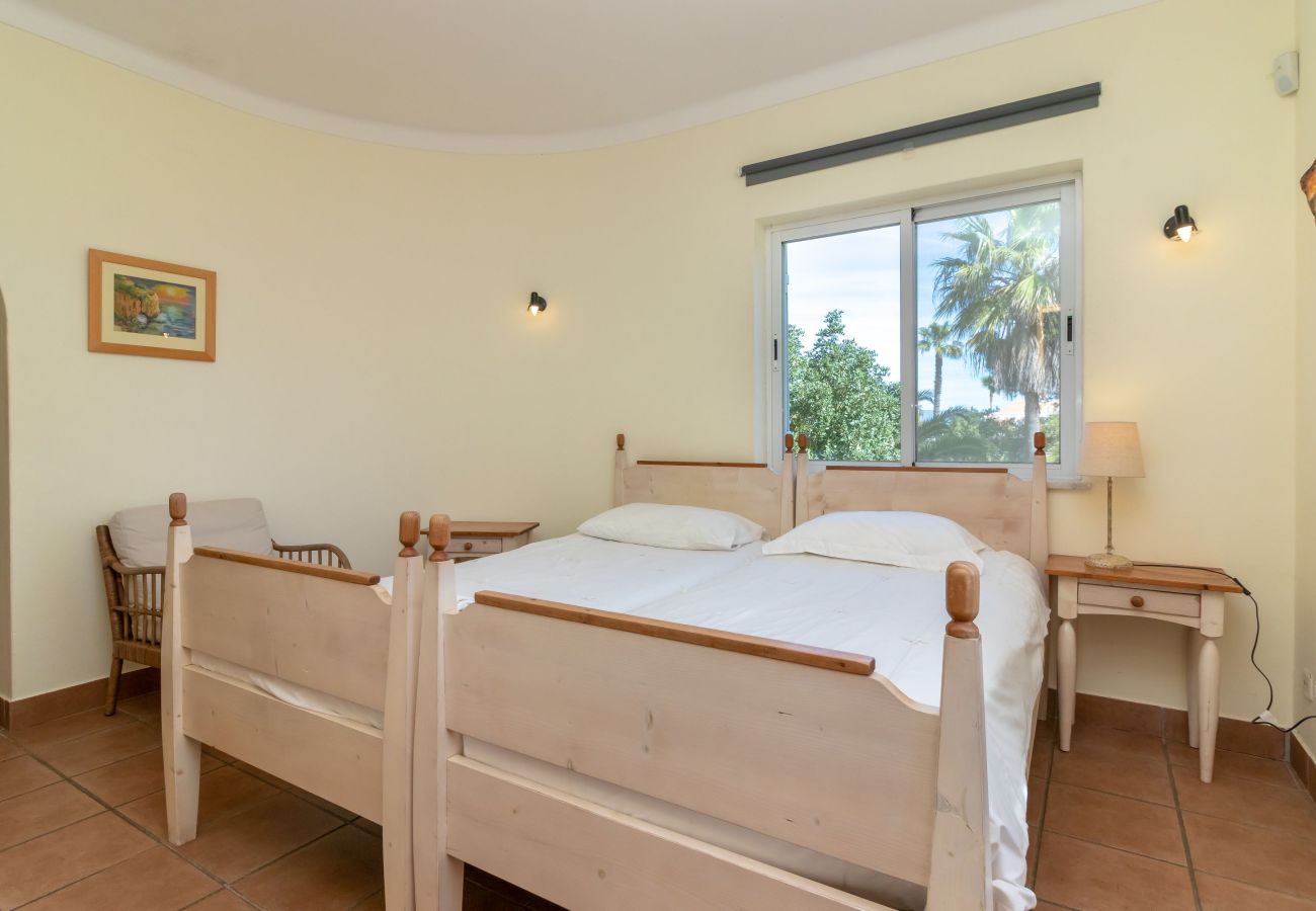 Villa in Carvoeiro - Casa Carpe Diem - 5 Bed Villa With Panoramic Sea Views & Private Pool
