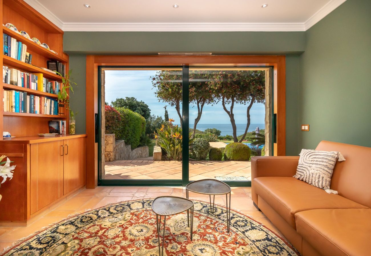 Villa in Carvoeiro - Villa Balder - Luxury villa, 4 bedrooms, heated pool & stunning views 