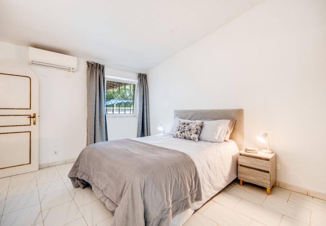 Villa in Carvoeiro - Vivenda Nos Dois - 3 Bed Villa With Heated Pool